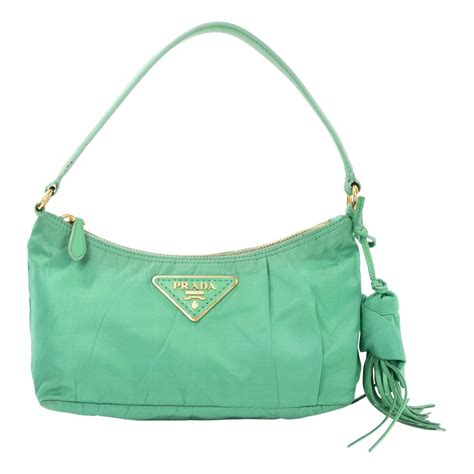 Sacs à main vert PRADA pour Femme .